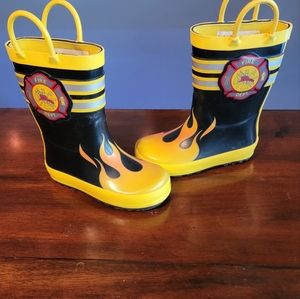 Toddler Boys Rain Boots.